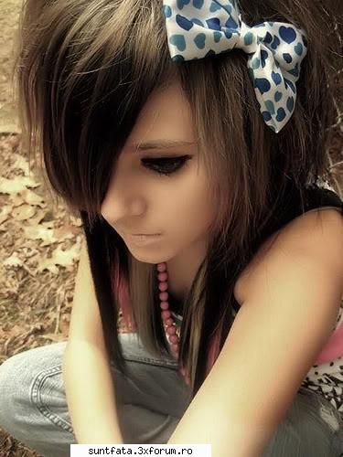 Emo girls:X - si inca una Apropo,imi place fundita de la poza:) - Hair